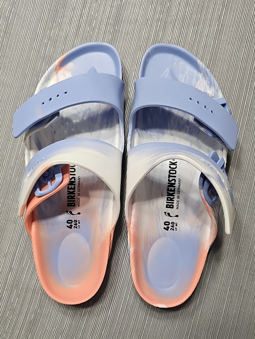 Birkenstock Arizona Essentials EVA Narrow Width In Multi Coral. New In Box.